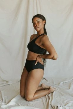 Henly *Pop Swim Bottom In Black