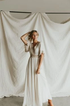 Henly Mojave Lace Maxi In Cream Dresses