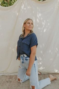 Henly Tops Cameron Gauze Top In Navy