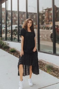 Henly Dresses Edie Crepe Maxi In Black