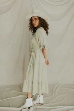 Henly Picnic In The Park Midi In Moss Dresses