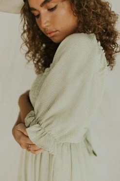 Henly Picnic In The Park Midi In Moss Dresses