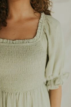 Henly Picnic In The Park Midi In Moss Dresses