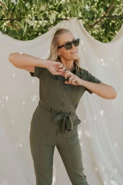 Henly Mav Jumpsuit In Olive
