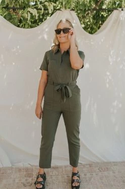 Henly Mav Jumpsuit In Olive