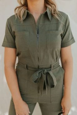 Henly Mav Jumpsuit In Olive