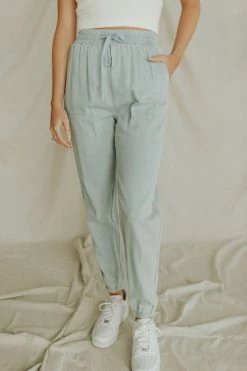 Henly XL/Plus Available *Straight Up Chambray Joggers