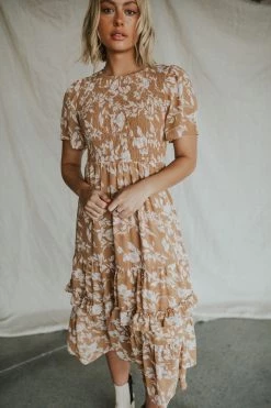 Henly Gone Girl Floral Midi In Camel