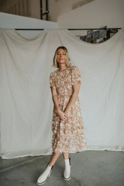 Henly Gone Girl Floral Midi In Camel