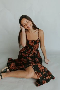 Henly Hibiscus Hideaway Woven Sundress