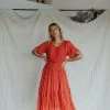 Henly Nola Crinkle Midi In Brick Dresses