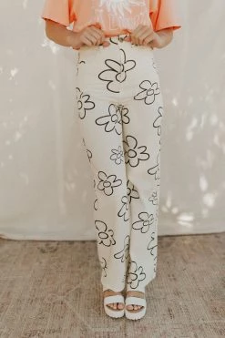 Henly Drive Me Daisy Denim Pants In Ivory