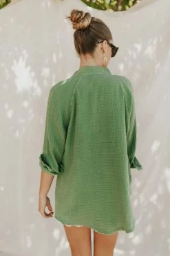 Henly Free People Summer Daydream Button Down In Cool Moss