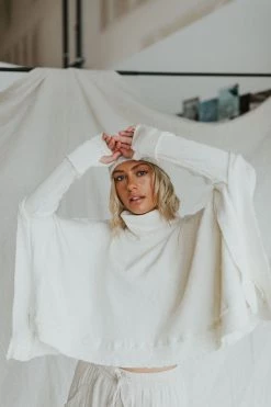 Henly *Free People Moon Daisy Pullover In Starshine