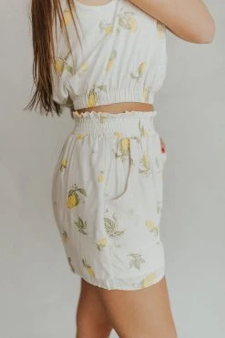 Henly Lemon Zest Shorts In Ivory Pants/Shorts