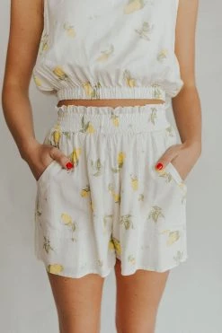 Henly Lemon Zest Shorts In Ivory Pants/Shorts