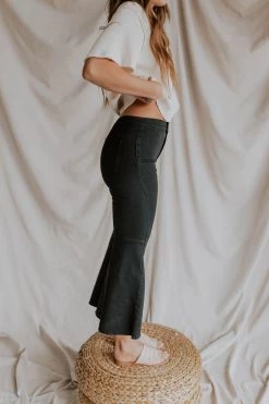 Henly Denim Free People Youthquake Crop Flare In Blackout