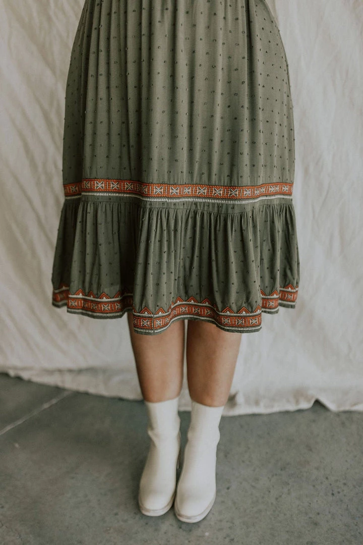 Henly Roma Embroidered Midi In Olive