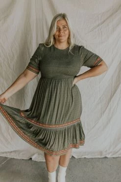 Henly Roma Embroidered Midi In Olive